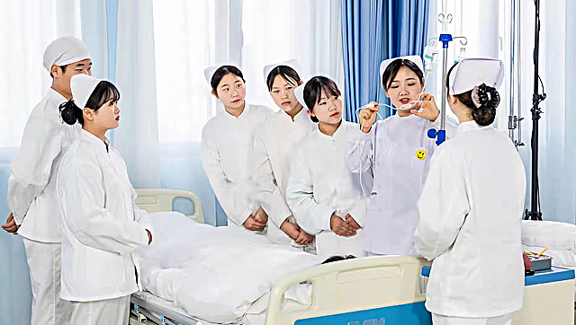 o팣I