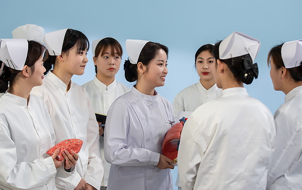 o팣IЩ