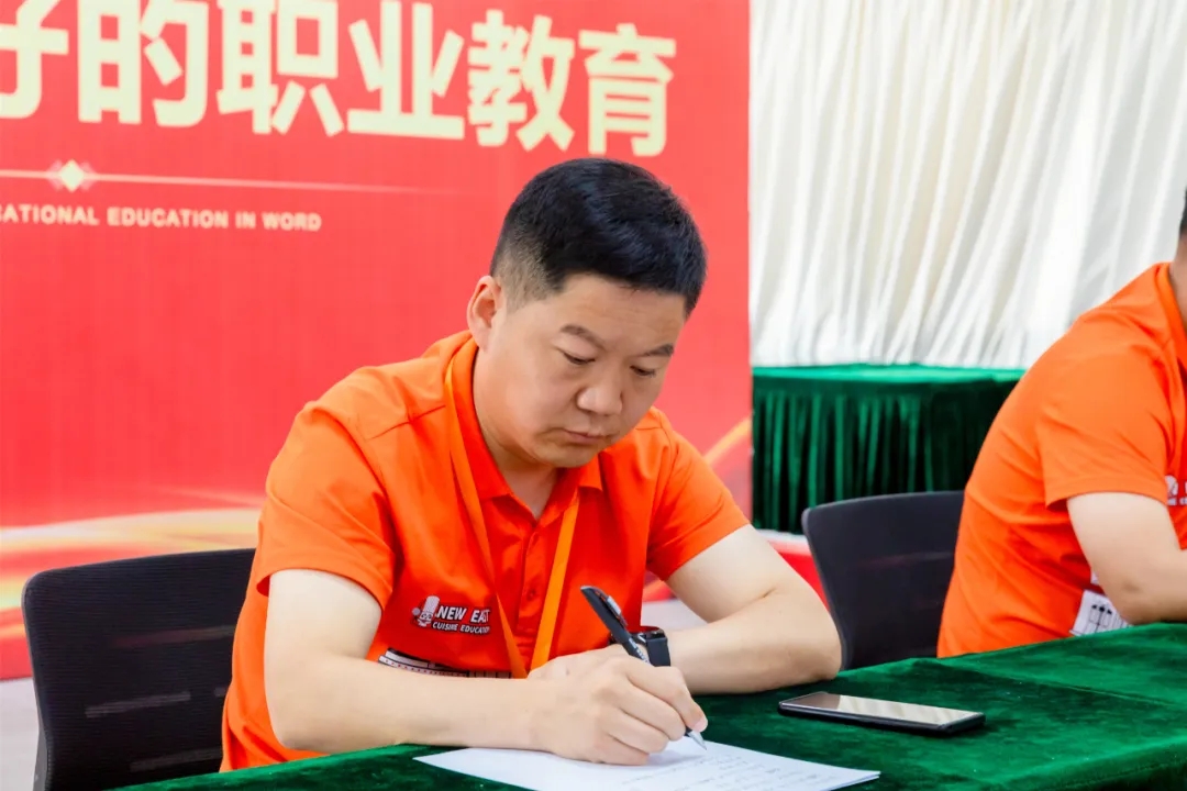 Уy L(zhng)|L(zhng)bC(hu)ůĻ